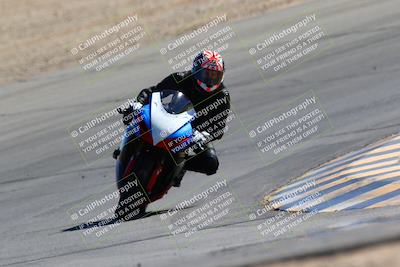 media/Mar-12-2022-SoCal Trackdays (Sat) [[152081554b]]/Turn 10 (130pm)/